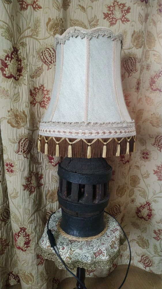 Lampa stylowa z kloszem