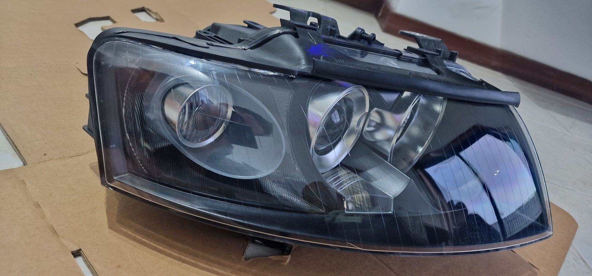 Optica Farol Audi A4 B6 Cabrio