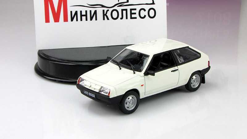 ВАЗ 2108 SAMARA - модель-игрушка от DeAgostini серия Автолегенды СССР