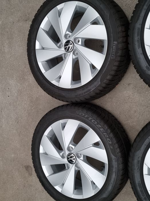 Koła Zimowe Alu 17" VW Golf VIII VII VI V Touran Caddy 5x112 Oryginał