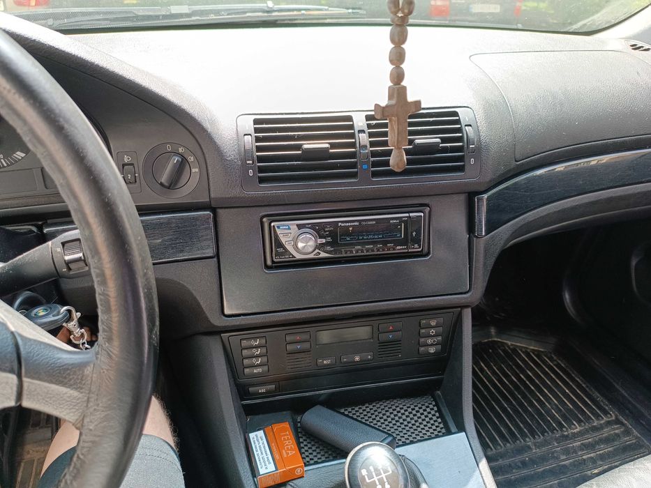 Продам авто БМВ е39