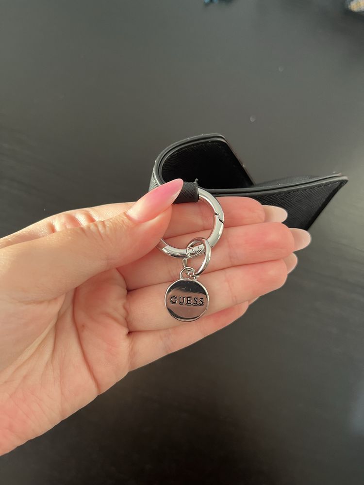 Porta-moedas preto | Guess