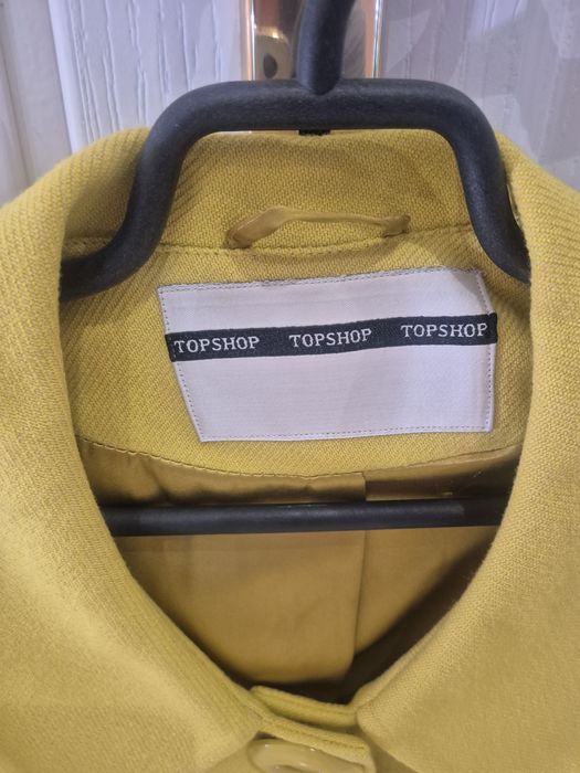 Sprzedam piękny krótki żakiet musztardowy