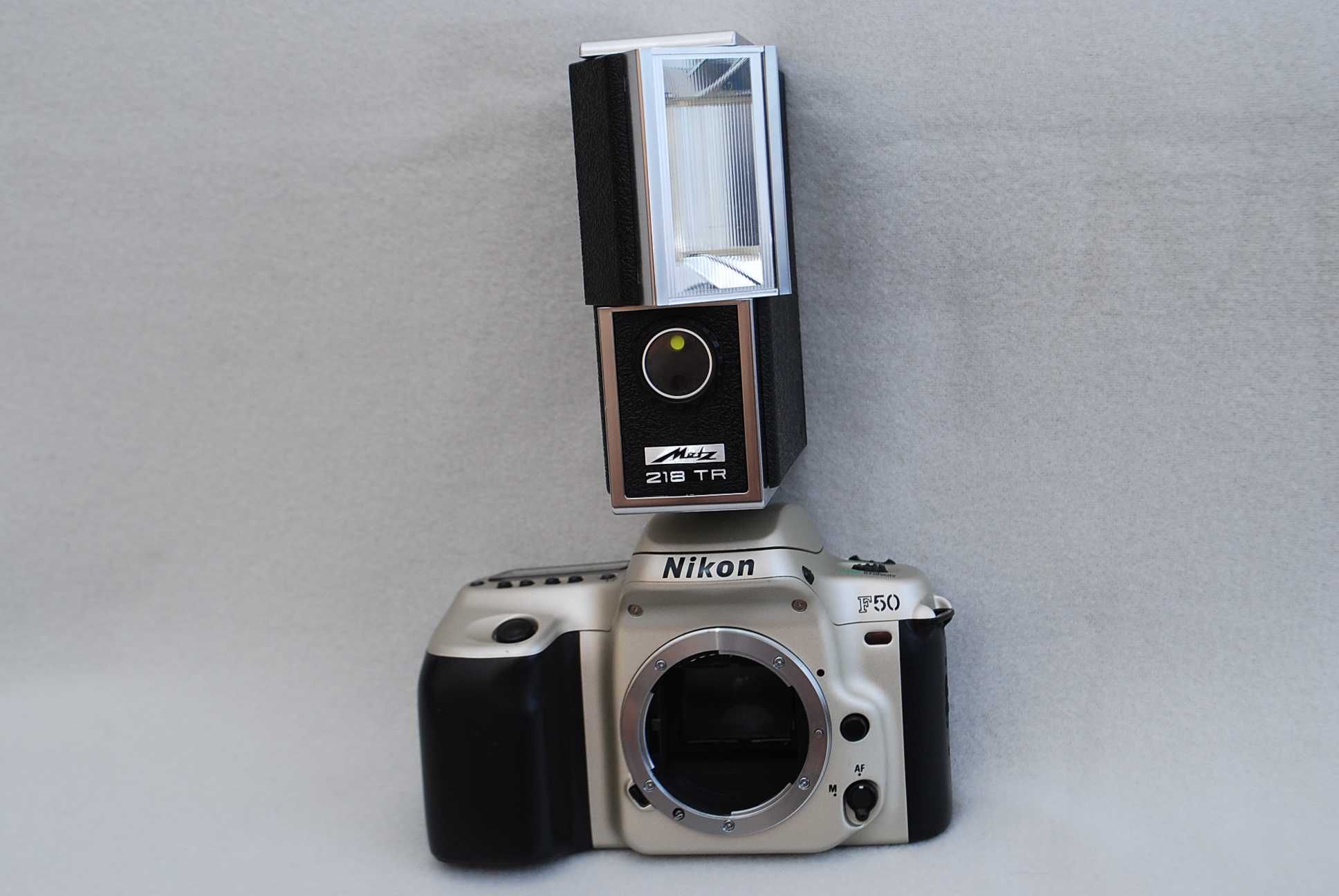 Nikon F50 + Metz 218 / L27 TR -Uszkodzone