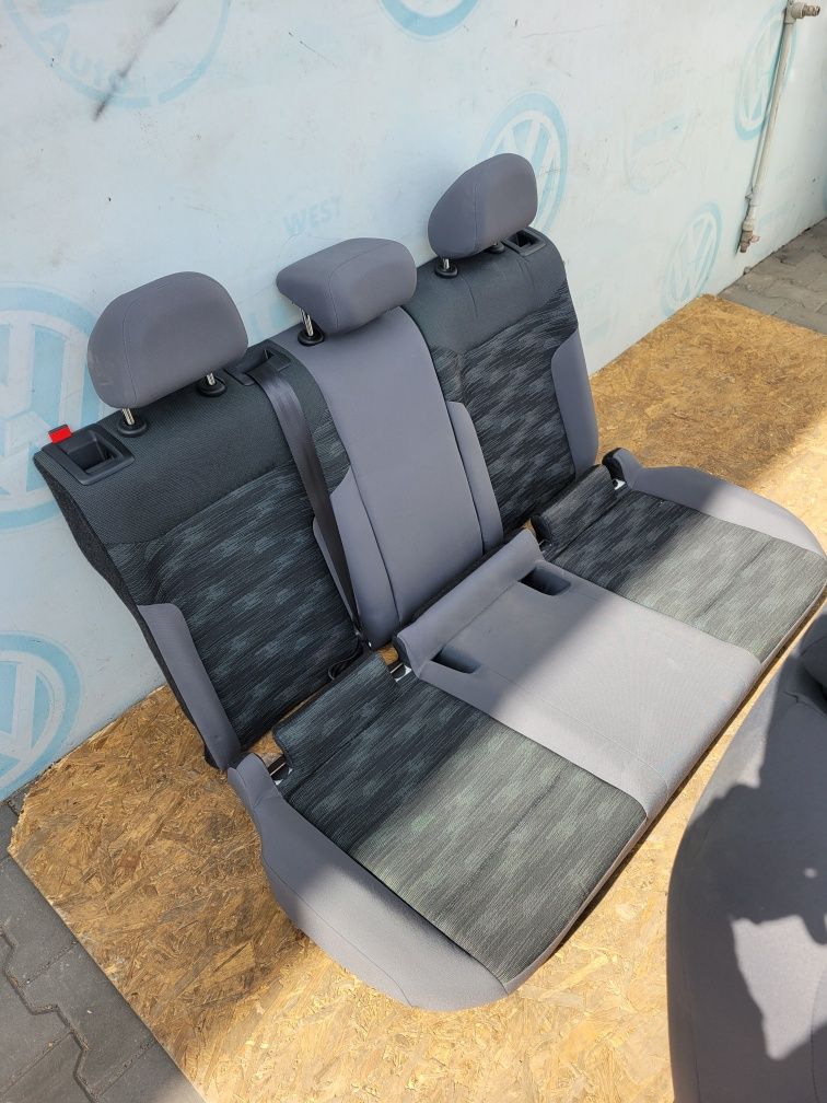 Салон сидіння VW ID 4 тряпчані