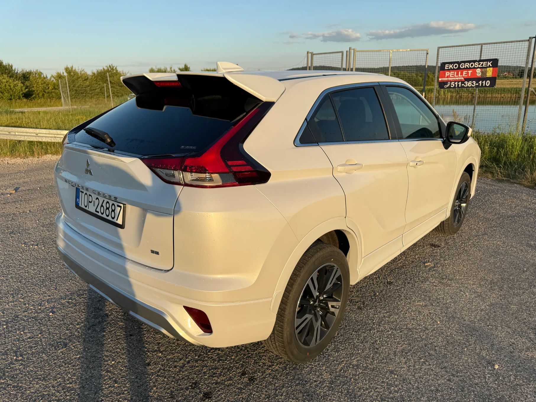 Mitsubishi Eclipse Cross 2023 1.5 T 162km Automat 4X4 czujnik Skóra +Alkantara