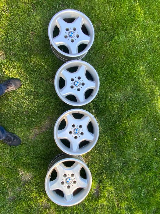 Felgi BMW R16 styling 16 7j et20 E32 E36 E34 E39