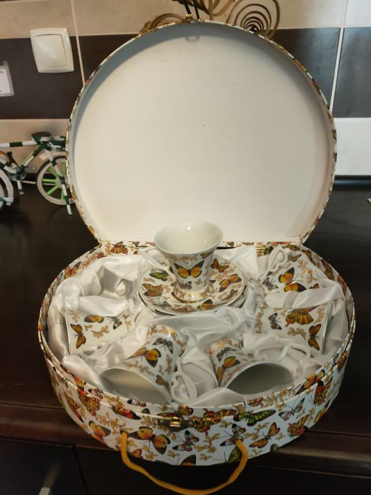 Peças em estanho e outros conjuntos