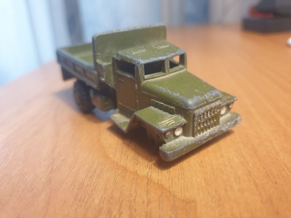 Моделька металева вантажівка КрАЗ