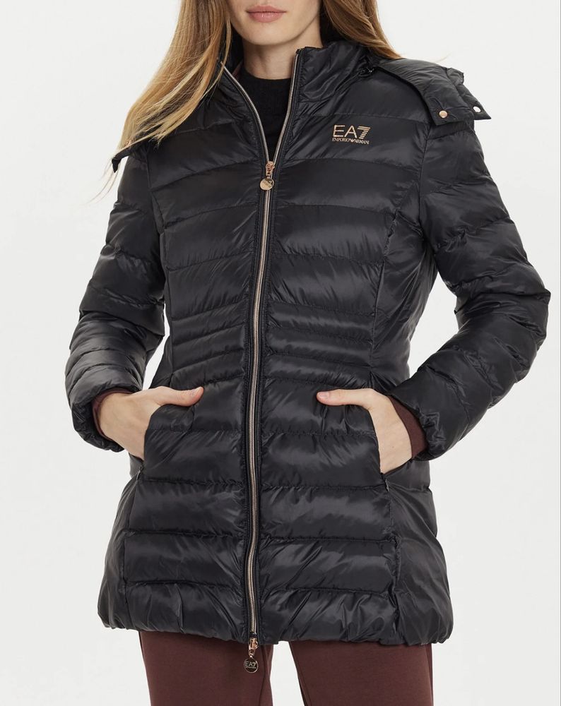 Пуховик Emporio Armani EA7 новый
