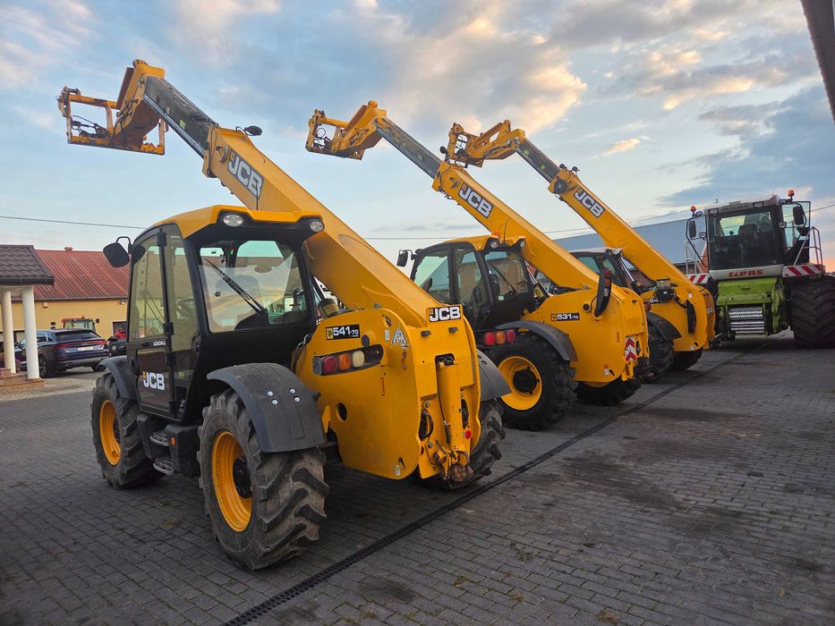 Import jcb 531.70 .541.70 brutto  
 2012..2014.2018 .4 nowe opony