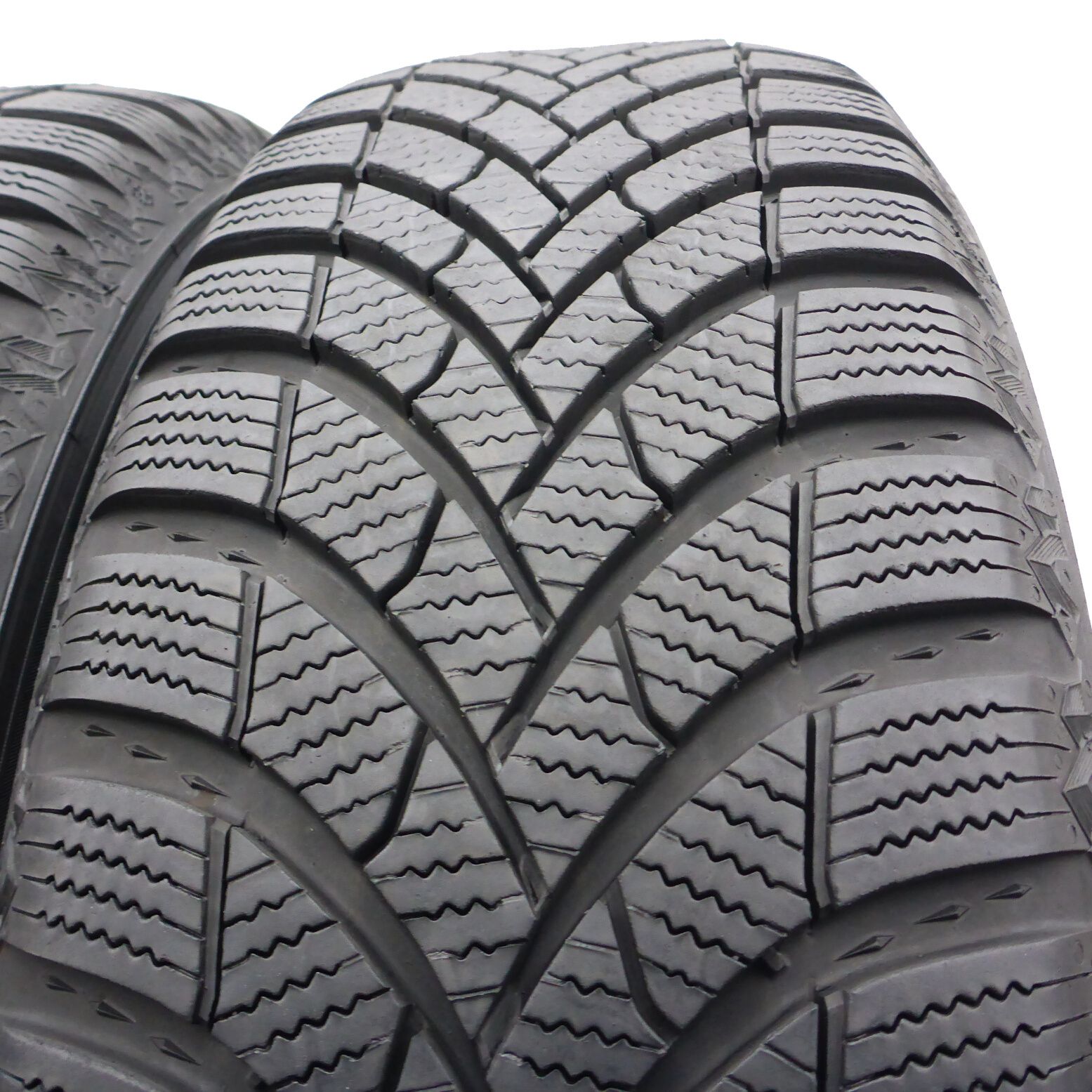 Opony 185/65/15 Semperit 185/65R15 88T Speed-Grip 5 Zimowe 2024 7,2mm