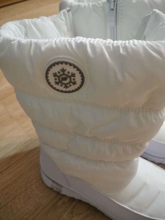 Buty zimowe śniegowce