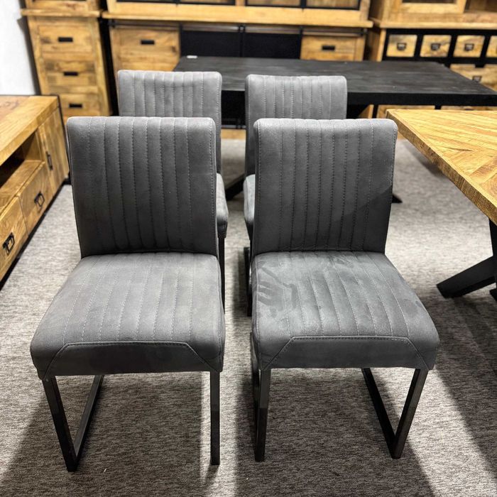 4 Industrialne krzesła powystawowe w bdb stanie LOFT w MangoMeble