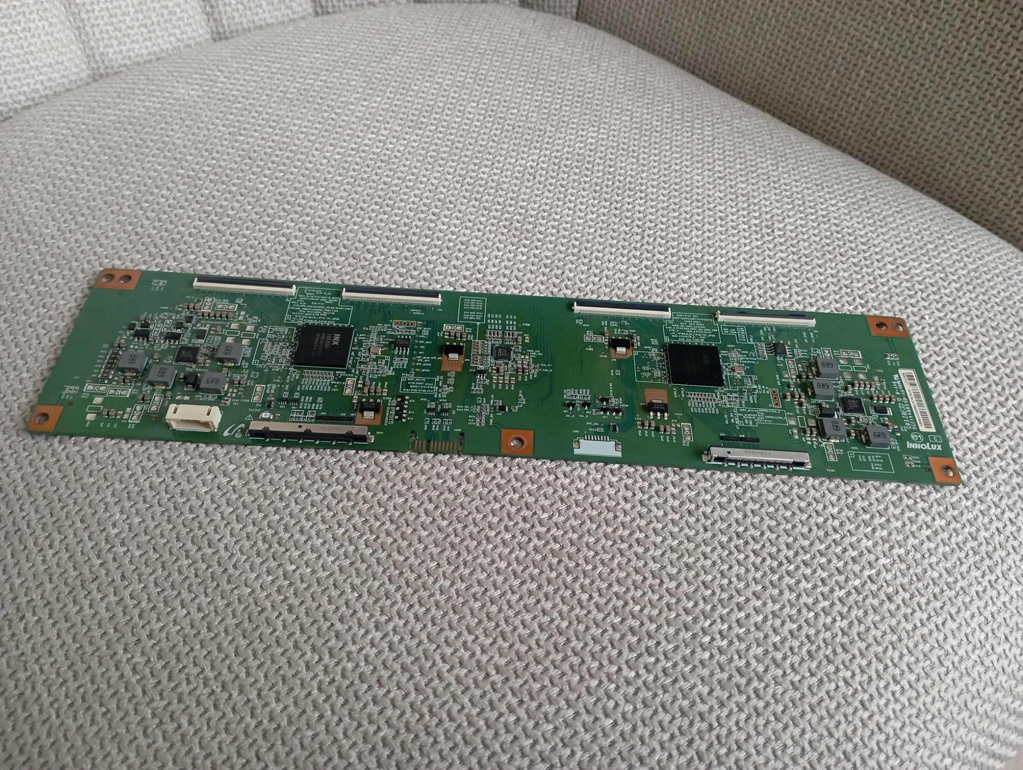 Płyta główna, zasilacz, t-con i inne do telewizora Panasonic