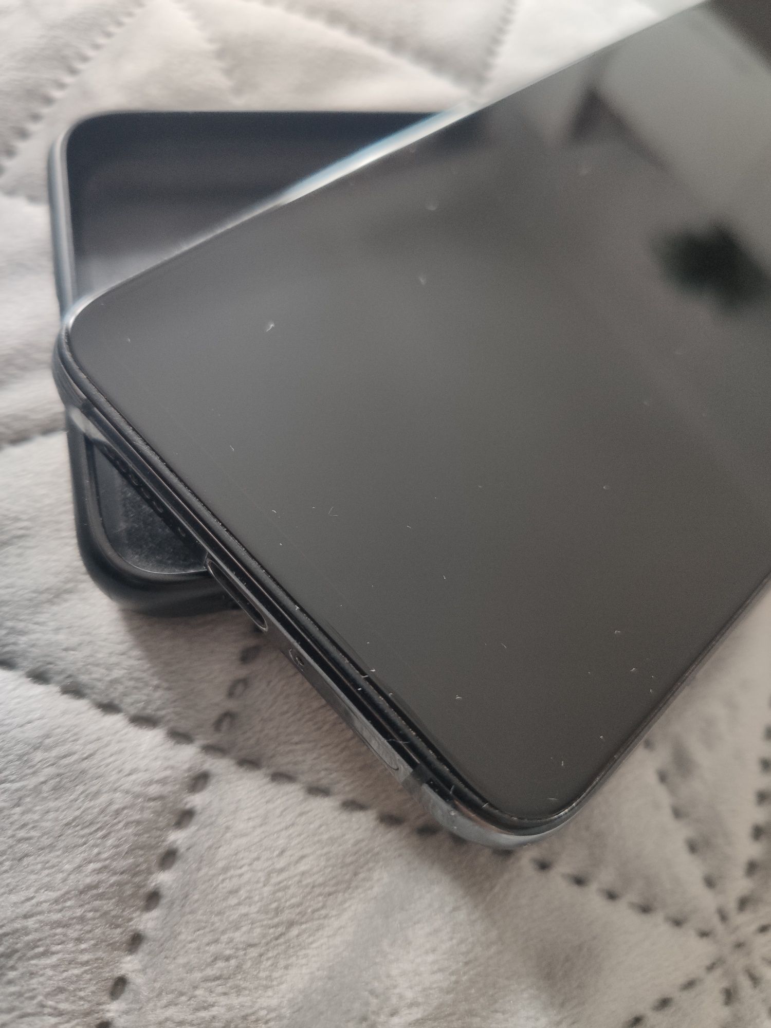 Продам смартфон Xiaomi Mi 10T Pro
