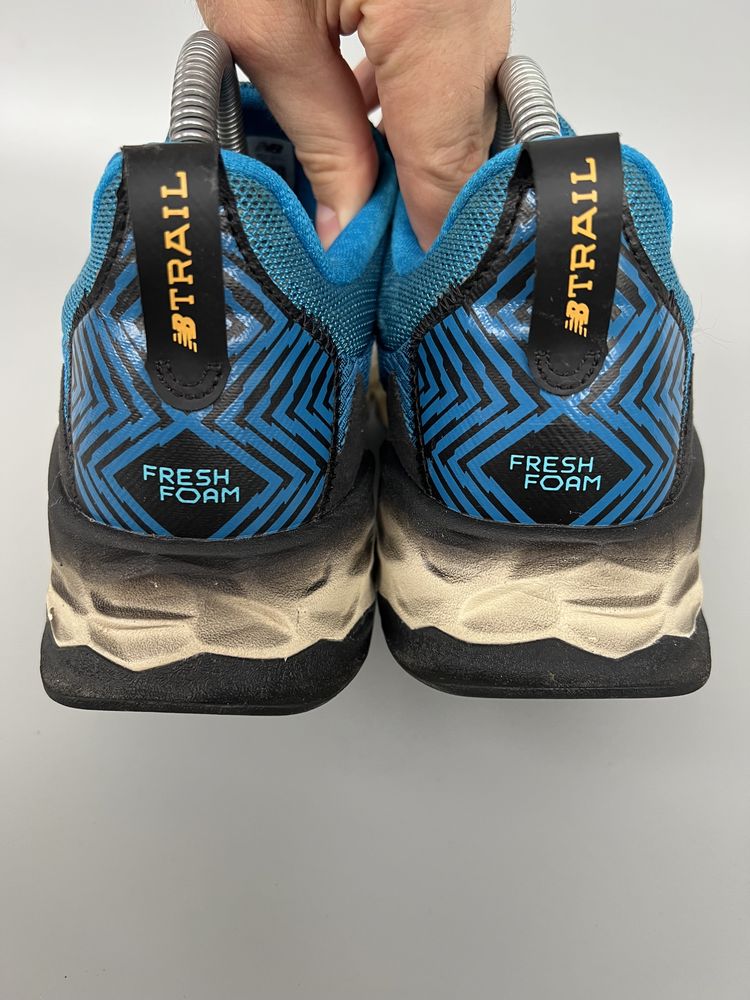 Оригінальні Кросівки NEW BALANCE FRESH FOAM  V6 43р.27.5см.