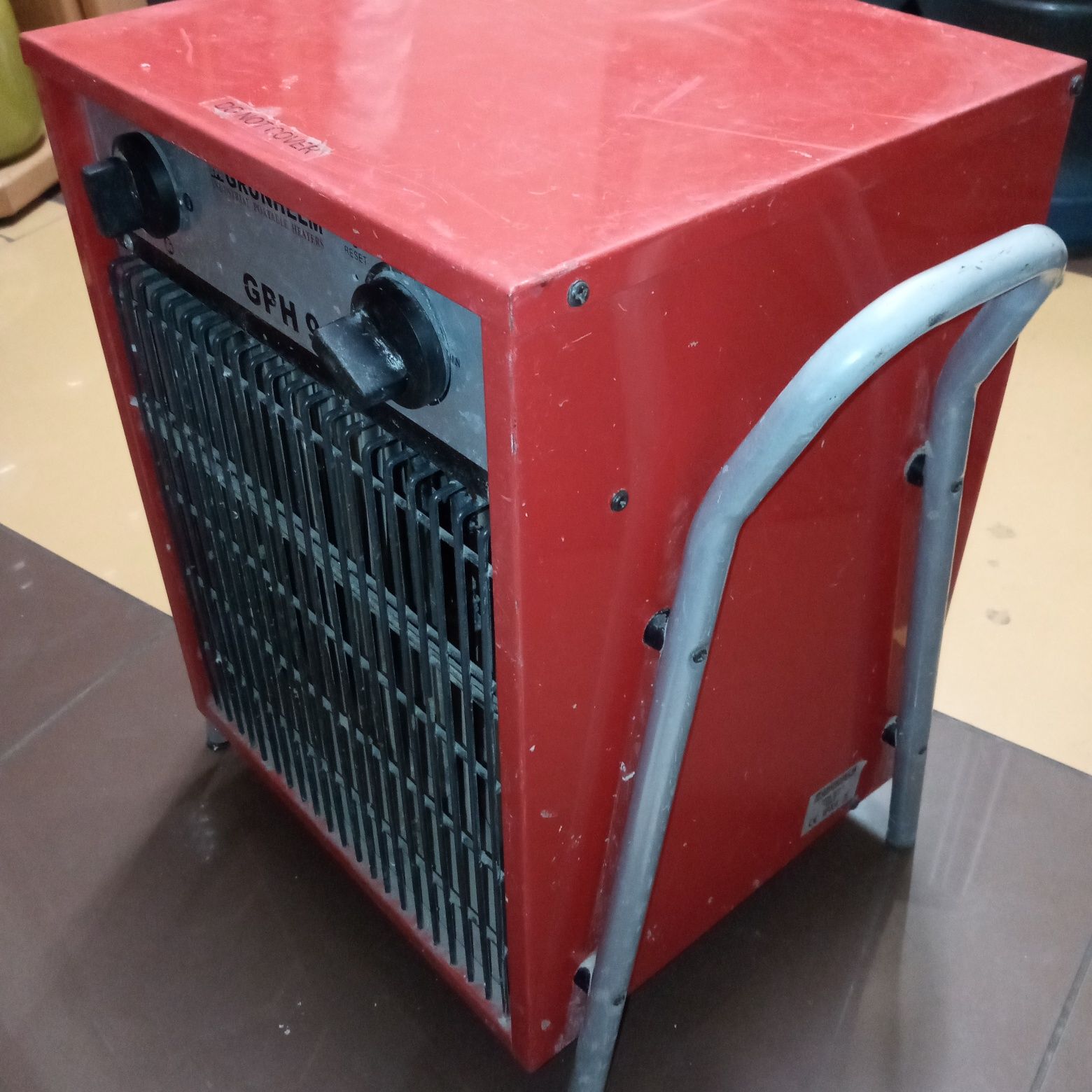 Обогреватель Grunhelm (Германия)380w,9kw