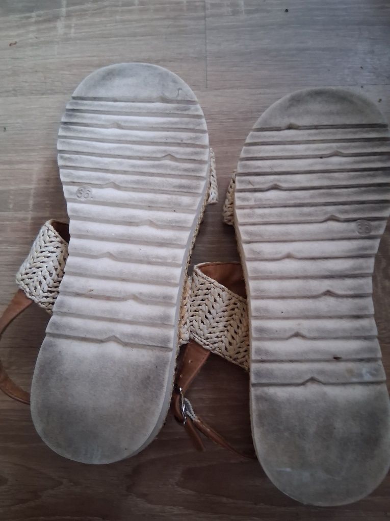 Damskie sandalki