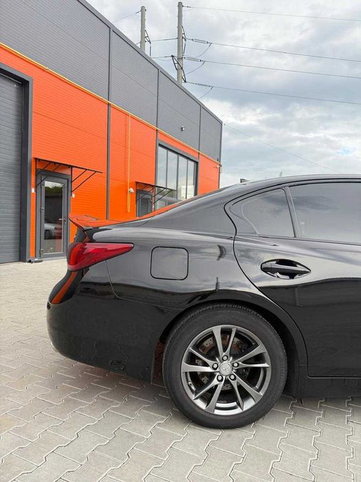 Infiniti Q50 (base) 2017 3.0t