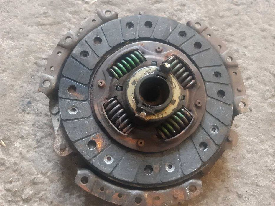 Счеплення на hyundai matrix 2008 1.6 бензин