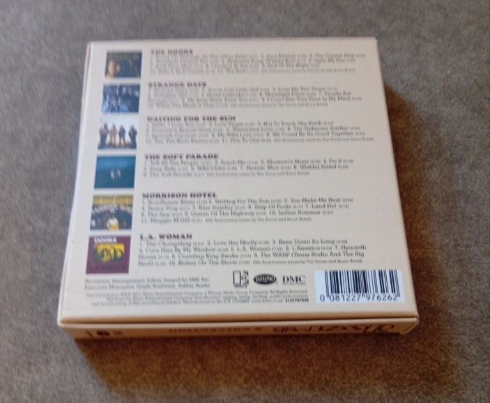 The Doors A Collection (Box 6CD)

A Collection (Box 6CD)