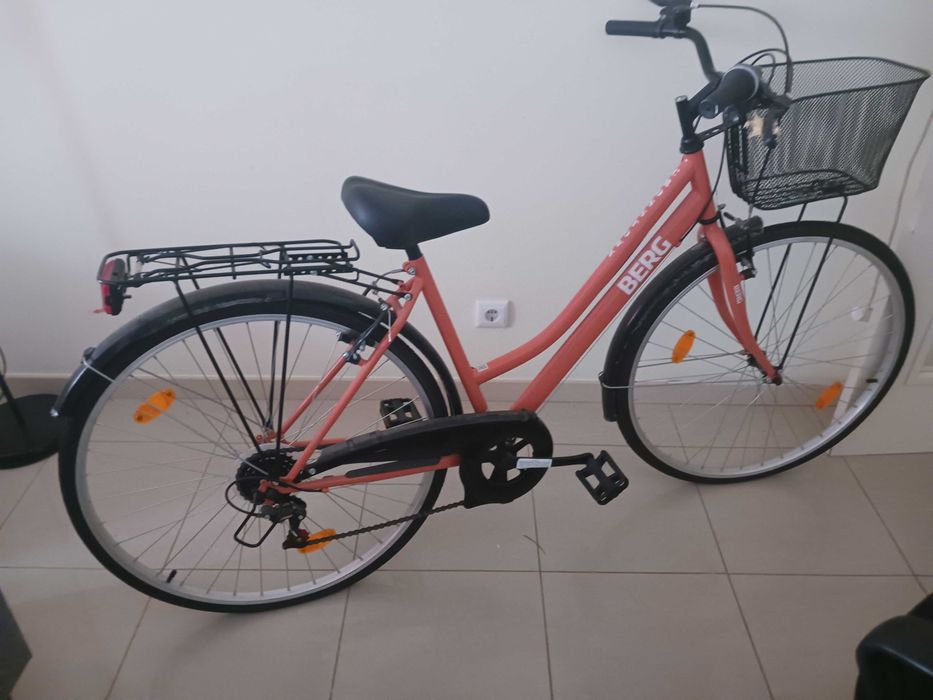 Bicicleta nova pouco uso