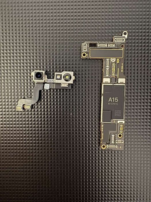 Iphone 14 plus материнська плата