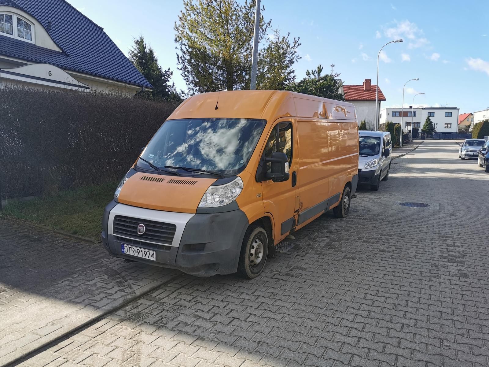Wypożyczenie wynajem busów transport dostawcze