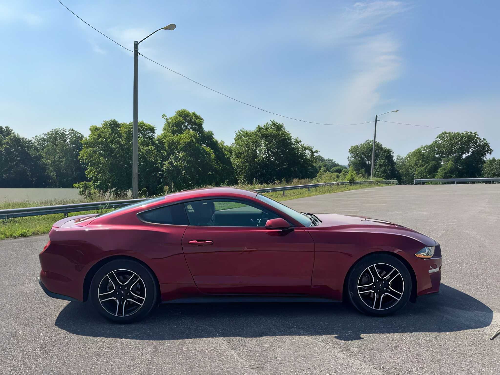 2018 Ford Mustang EcoBoost