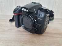 Nikon D7000 body plus dodatki super stan