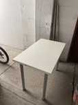 Secretaria Ikea pequena