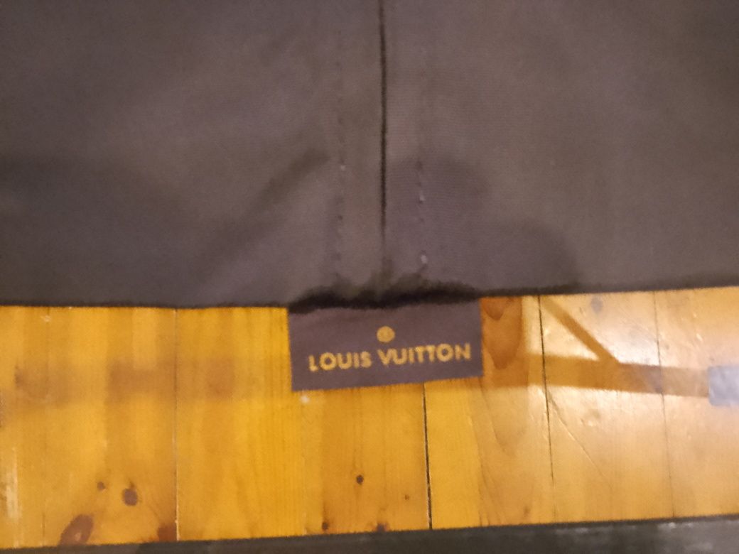 Louis Vuitton pokrowiec