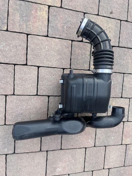 Suzuki Jimny 1.3 dohc obudowa filtra