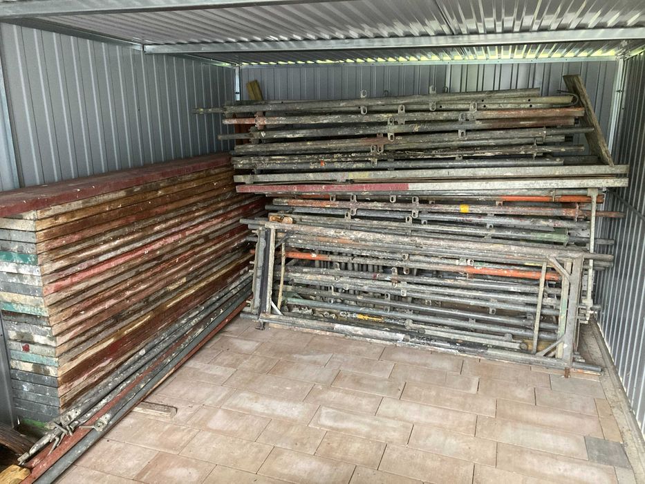 Wynajem rusztowań, rusztowanie elewacyjne