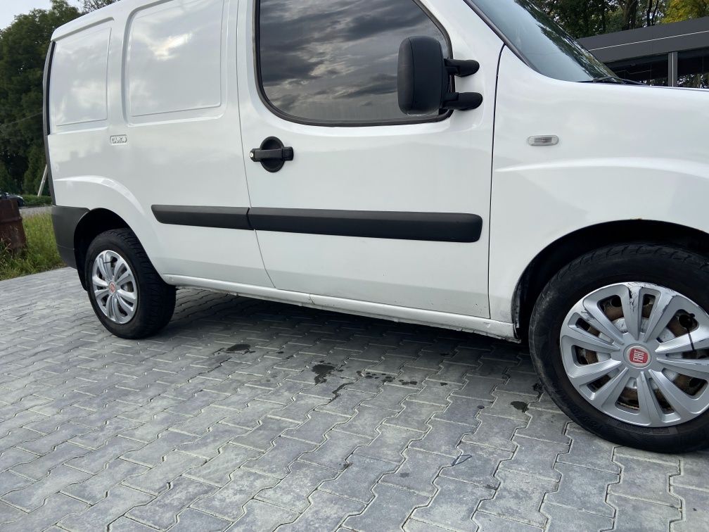 Фіат Добло( Fiat doblo) 2009р, на ходу, торг, терміново