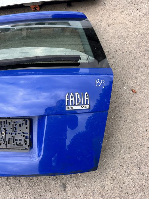 Задня ляда кришка багажника Skoda Fabia 1 Школа Фабія 1 1999–2007