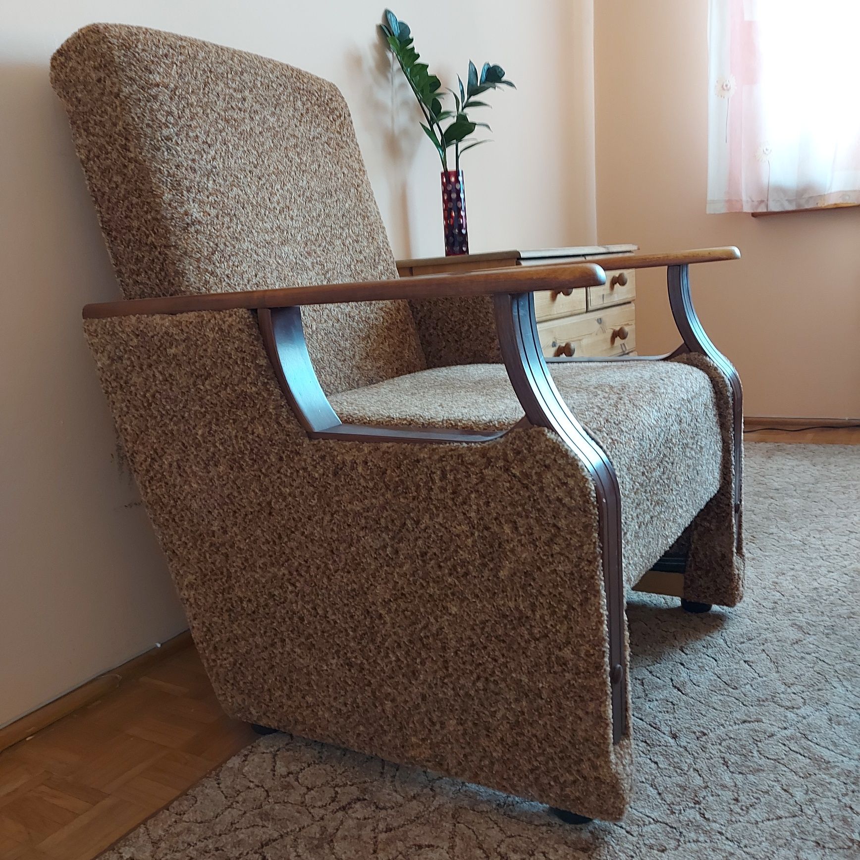 Fotel duży tapicerowany
