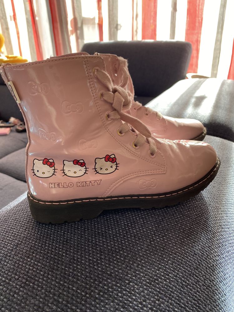 Botas Hello Kitty 35