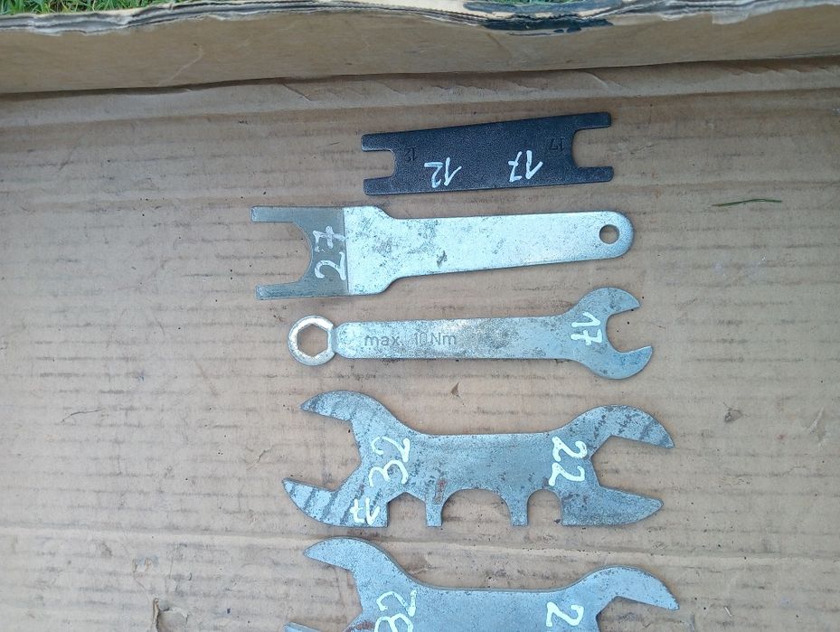 Stare nietypowe klucze z epoki PRL