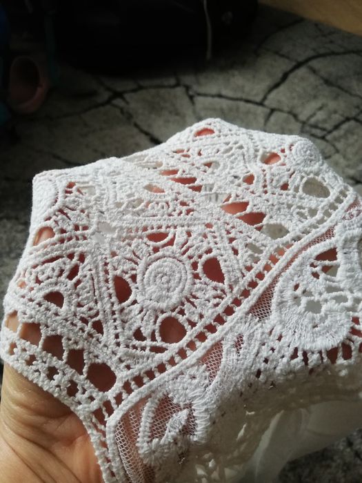 Bkuzka z koronką 100 % wiskoza M38