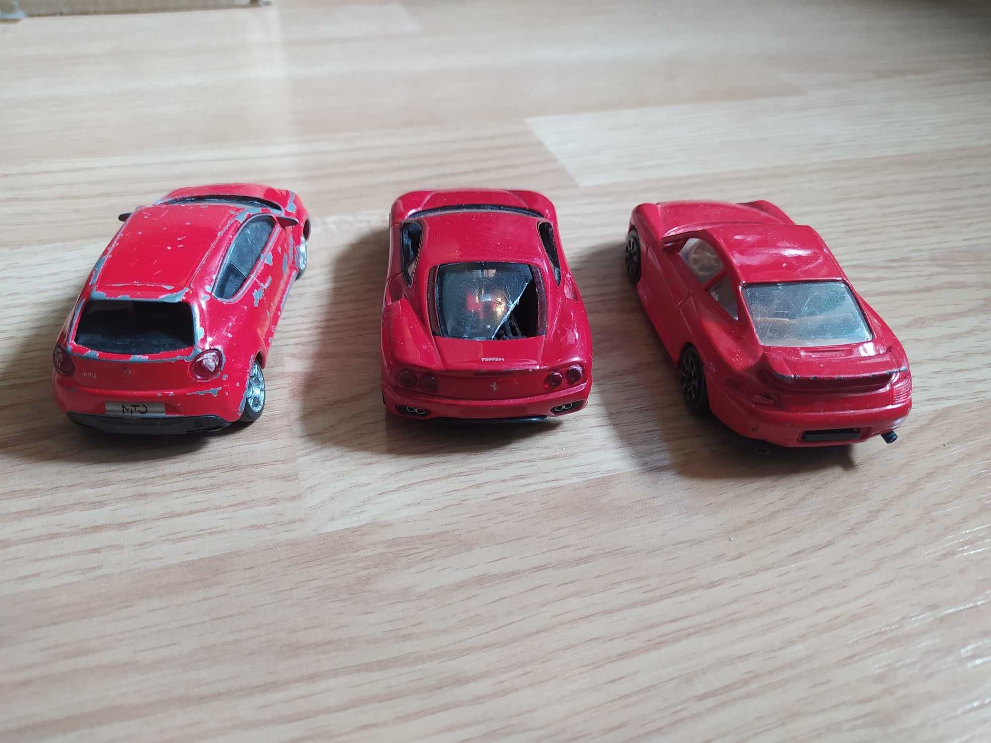 Модельки авто Alfa, Ferrari, Porsche 3 шт.