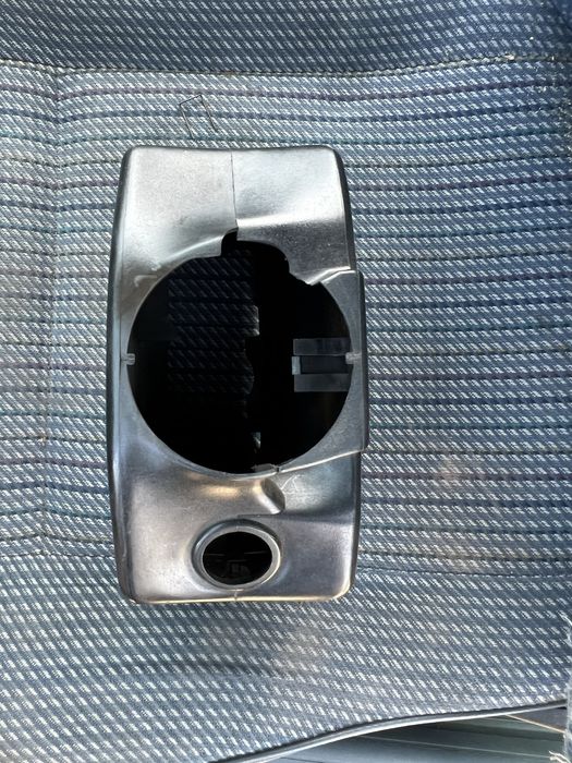 Рамка центральна пасат б3б4