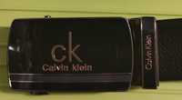 Pasek Calvin Klein.