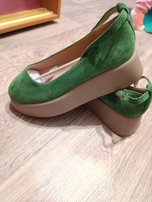 Туфлі весняні жіночі