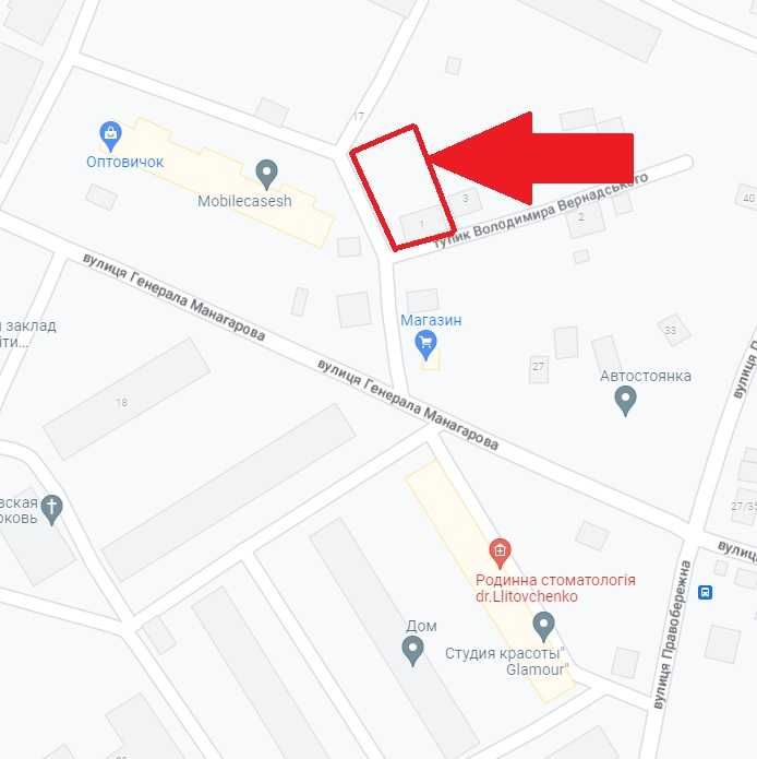 Цегляний будинок в центрі Раківки
