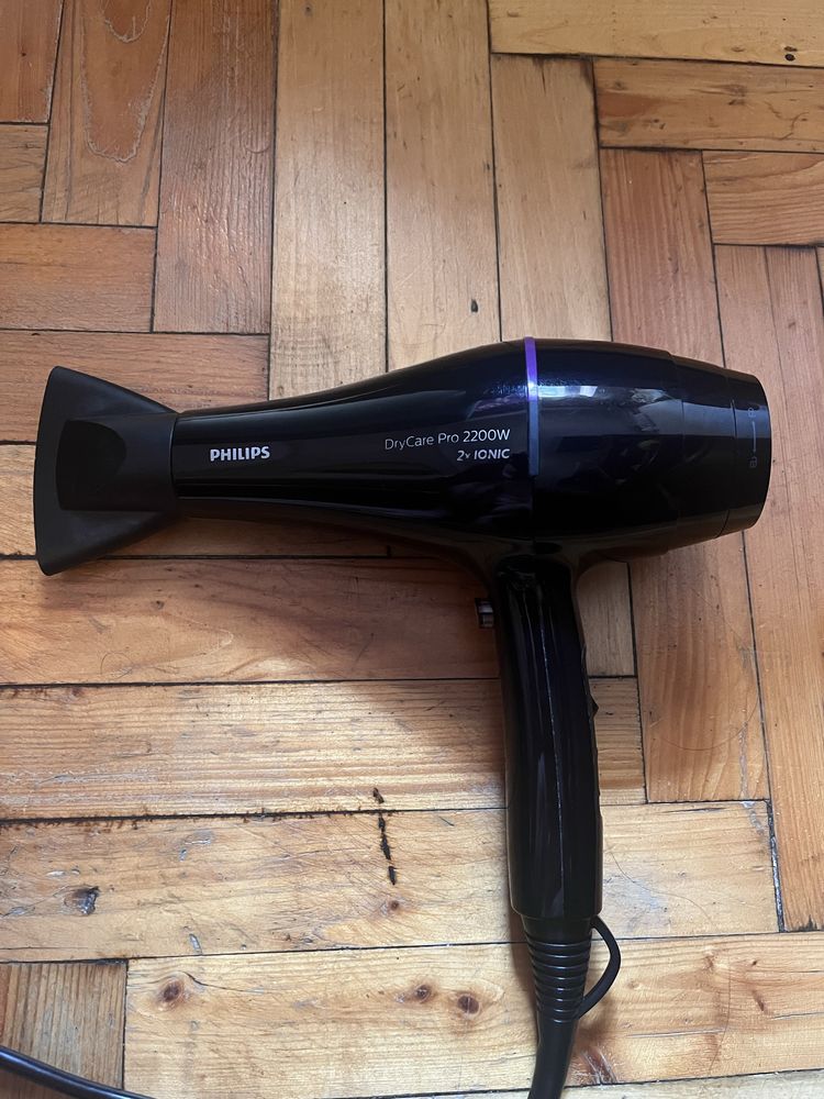 Фен Philips BHD274/00