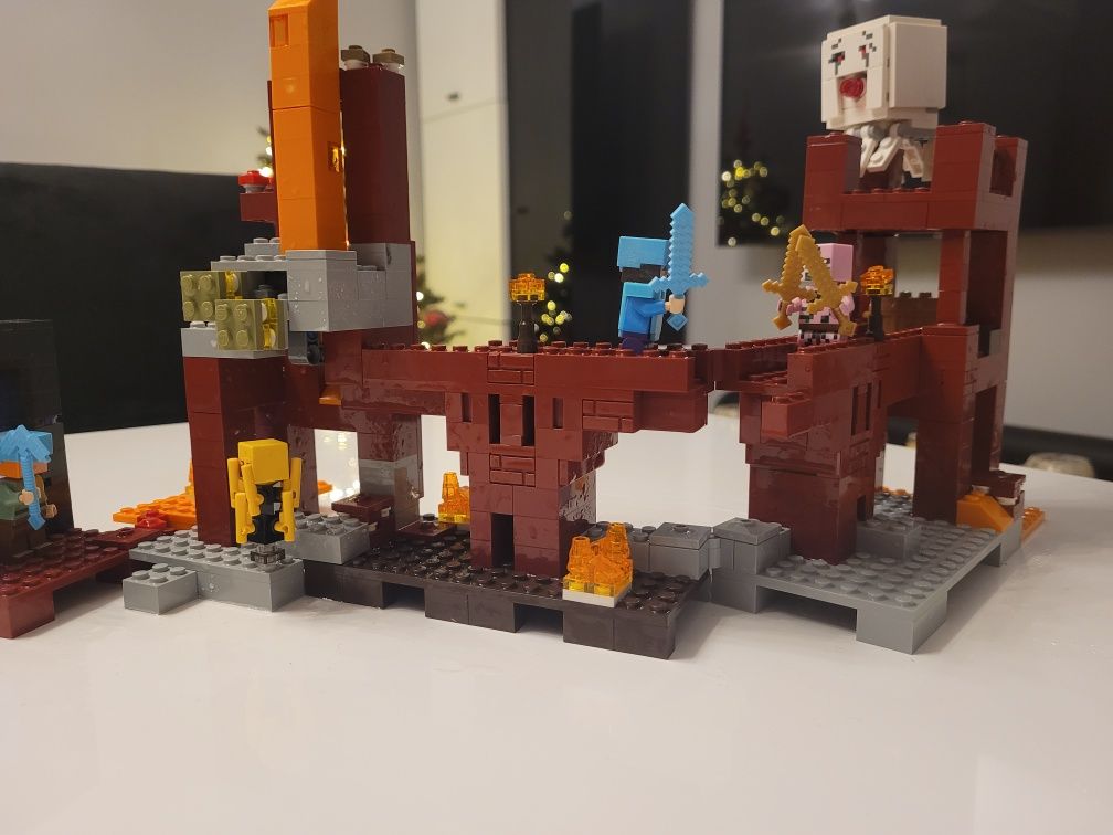 Lego Minecraft Forteca Netheru