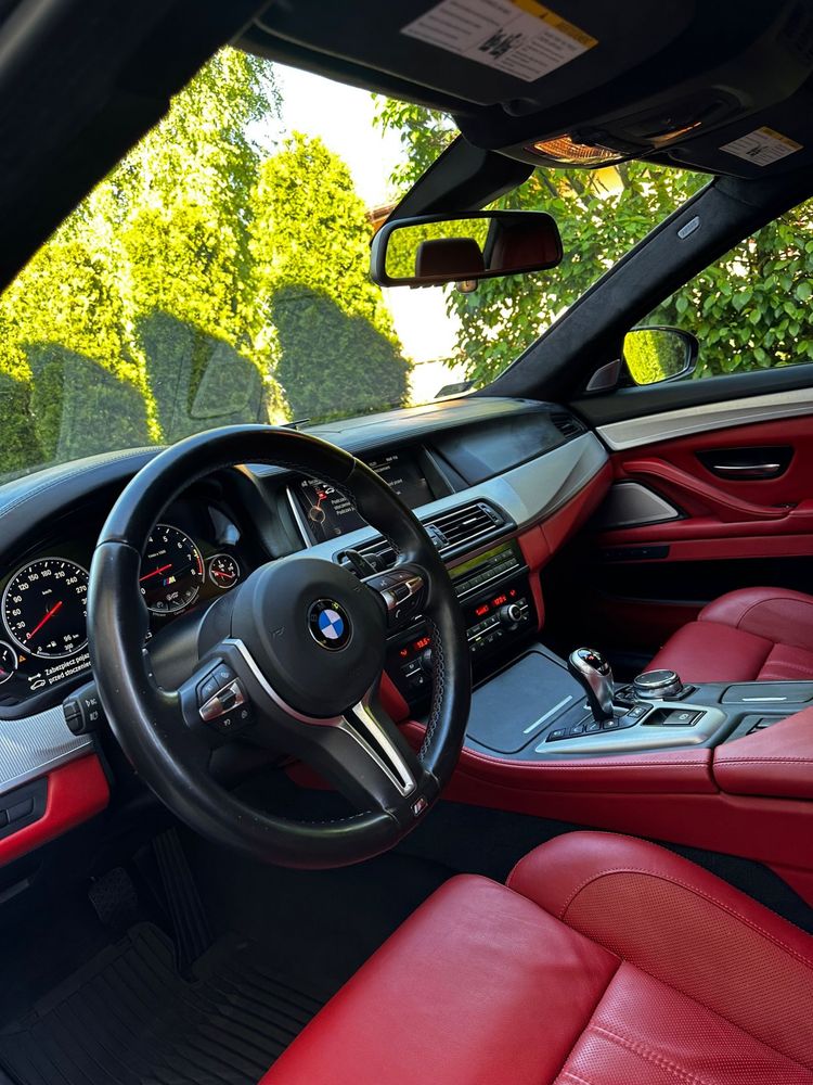 BMW M5 F10 2016