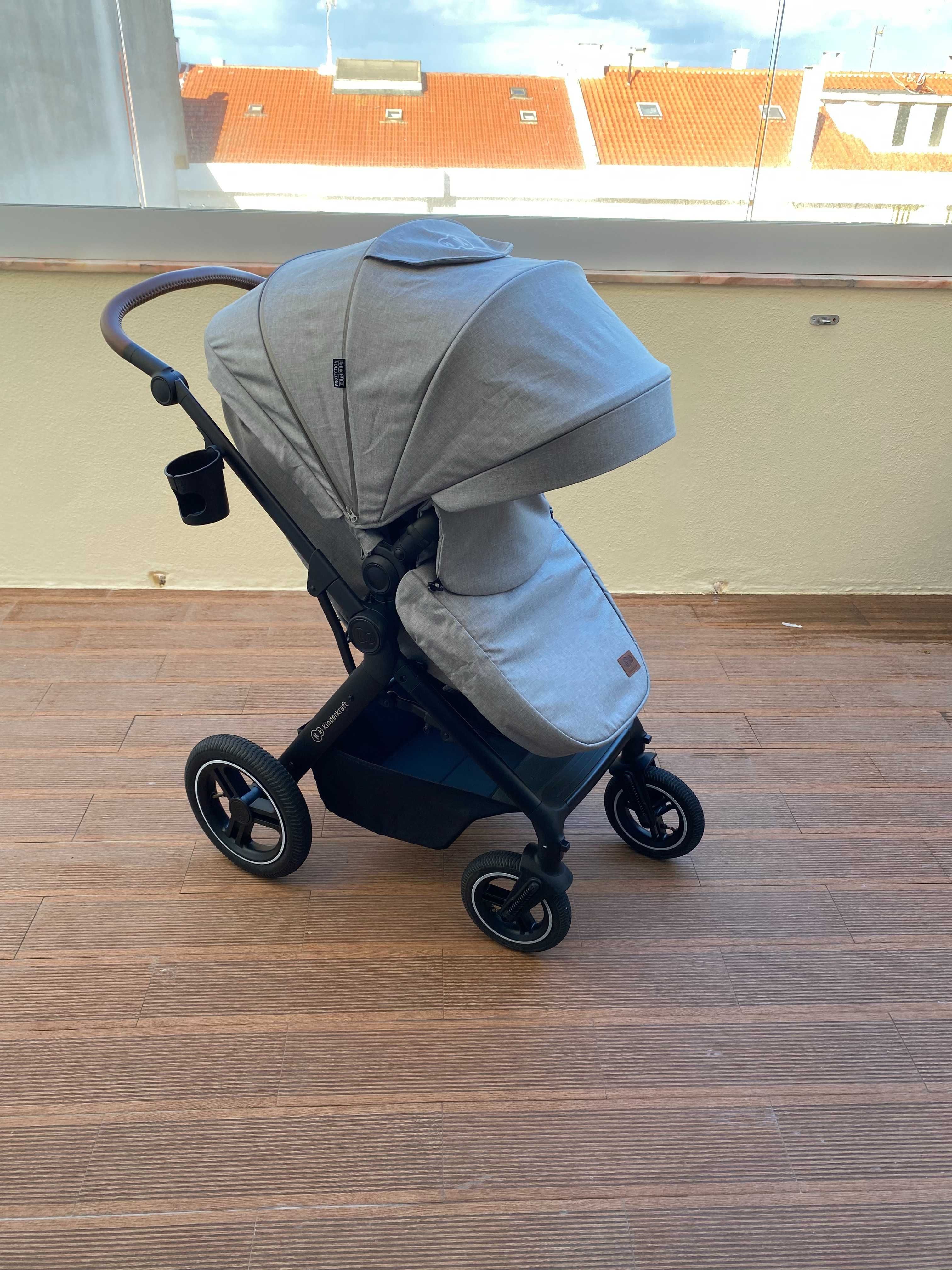 Carrinho de Bebé 3 em 1 Kinderkraft Btour - Pouco Usado!